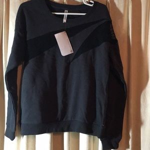 Fabletics sweatshirt